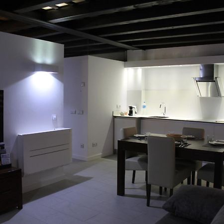 Apartaments y Habitacions Entre Volcans Olot Exterior foto