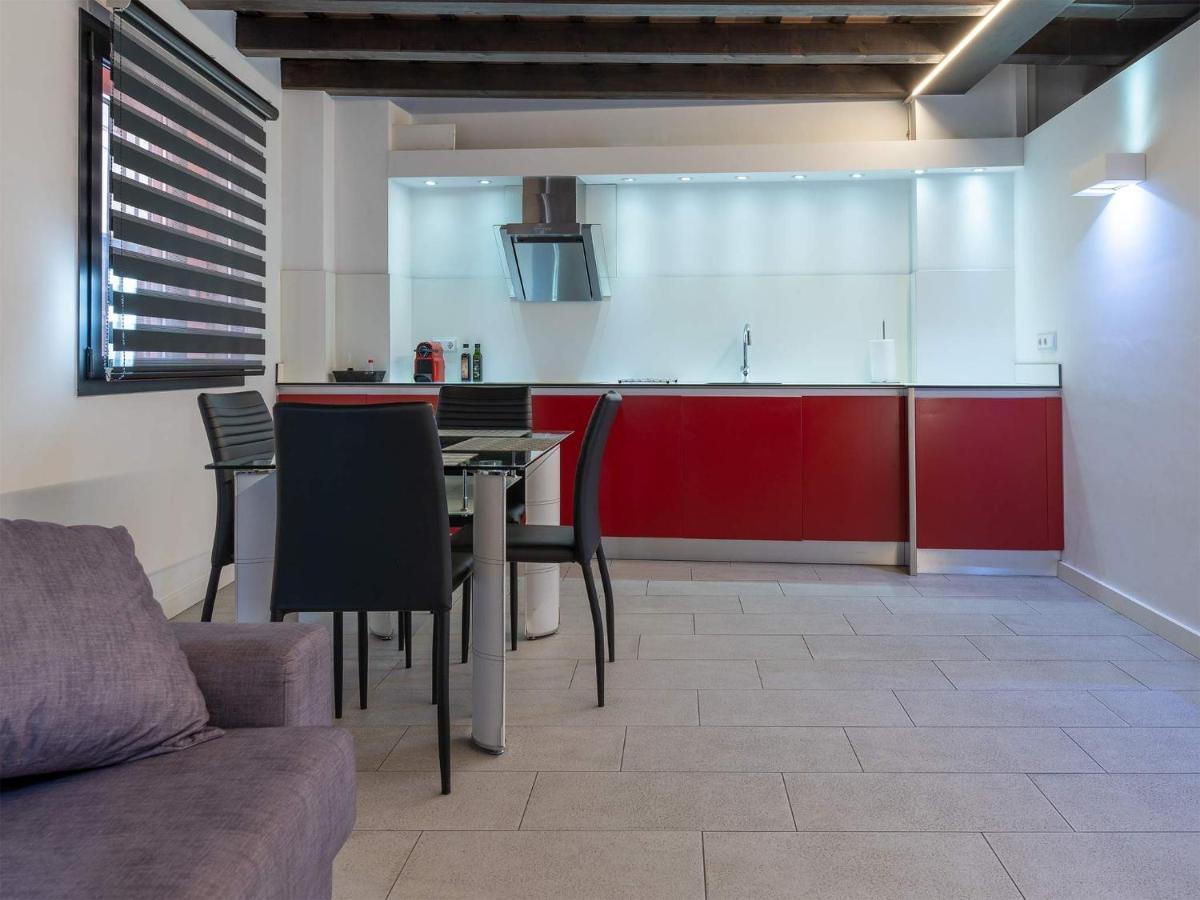 Apartaments y Habitacions Entre Volcans Olot Exterior foto