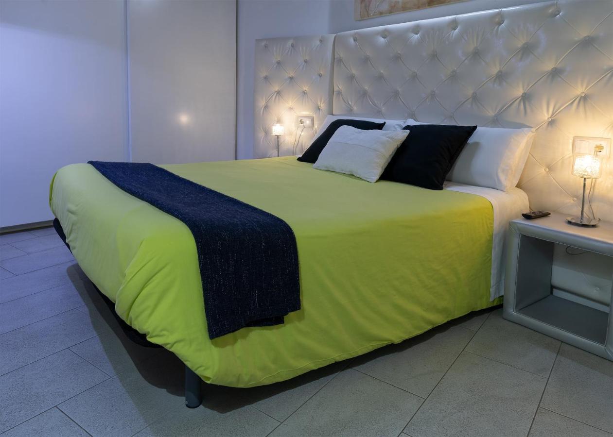 Apartaments y Habitacions Entre Volcans Olot Exterior foto