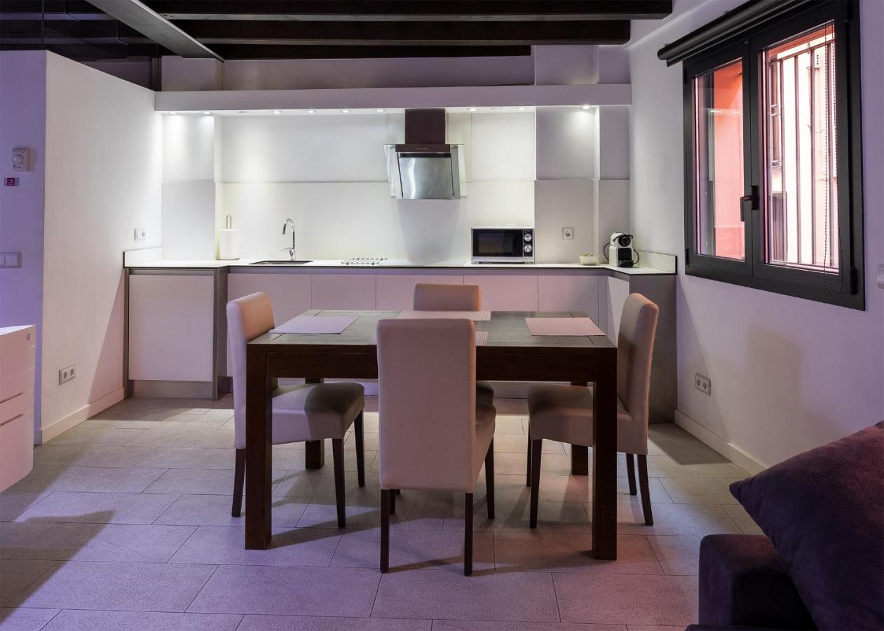 Apartaments y Habitacions Entre Volcans Olot Exterior foto