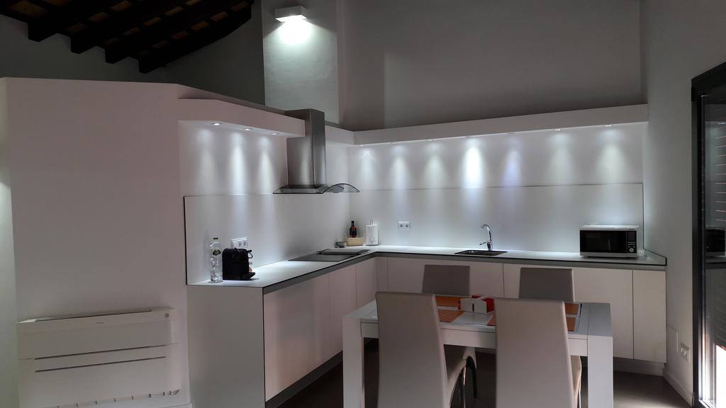 Apartaments y Habitacions Entre Volcans Olot Exterior foto